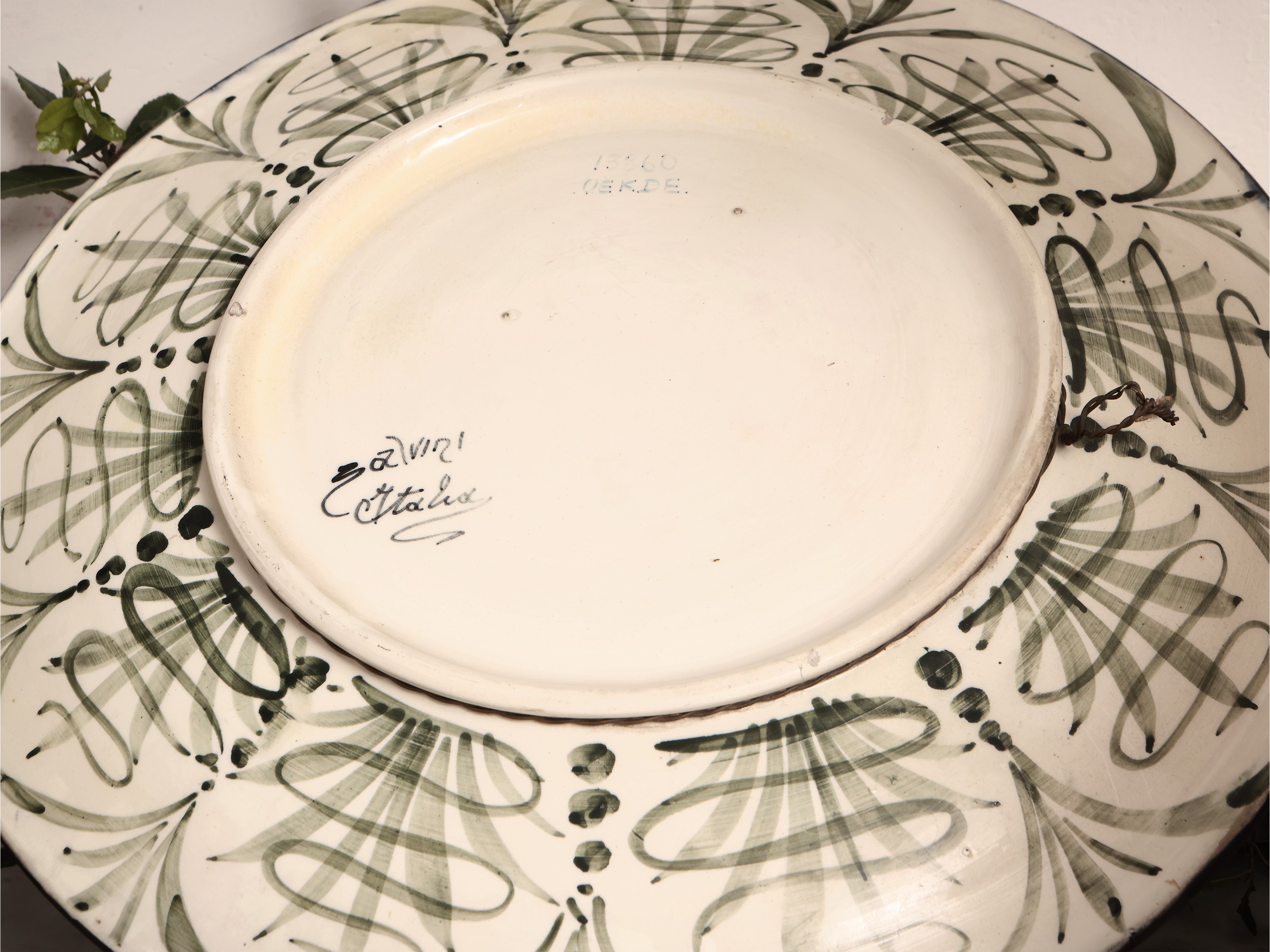 Piatto da Parata in Terracotta Invetriata Art Nouveau, Salvini