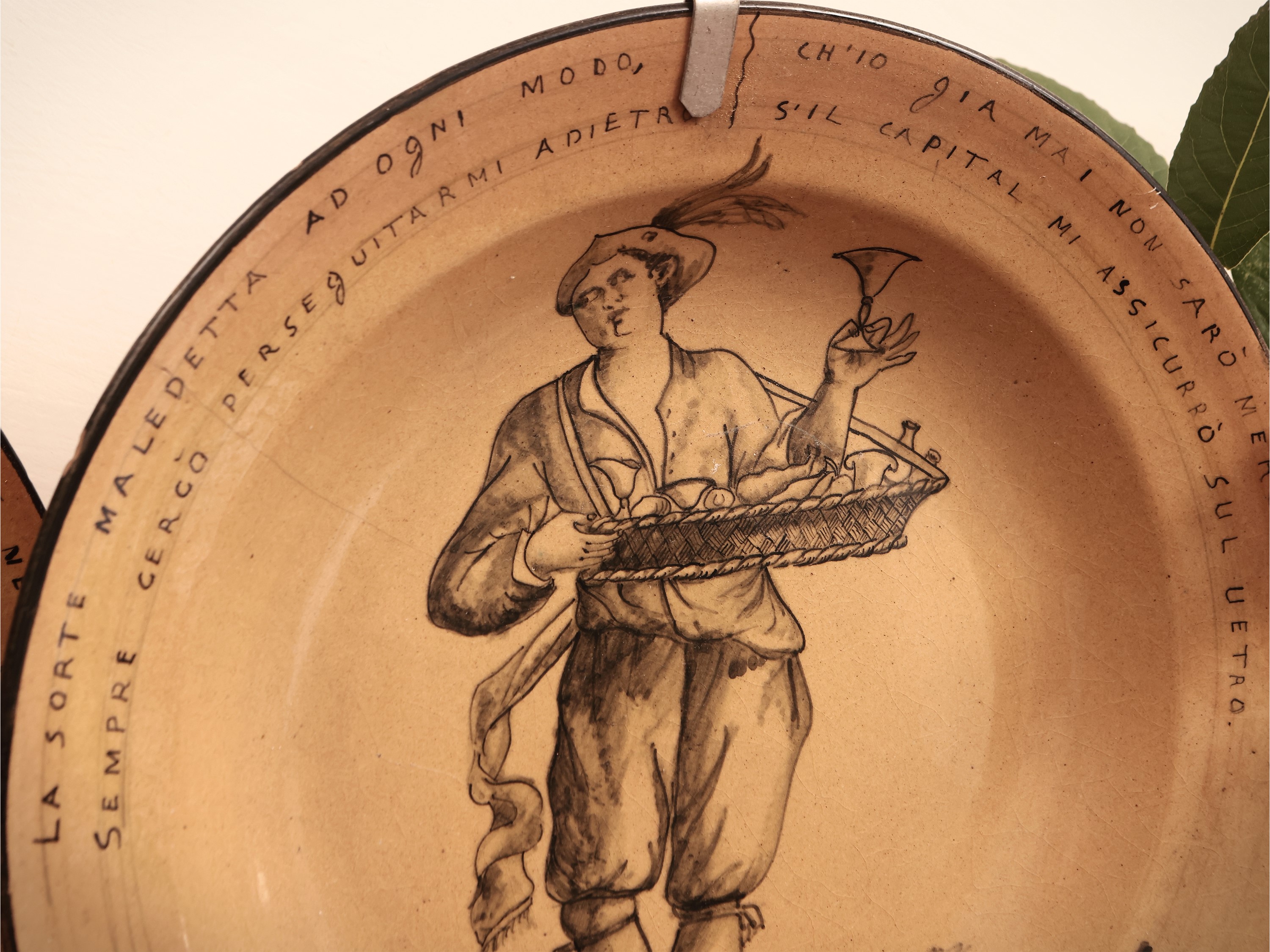 Coppia di Piatti in Ceramica