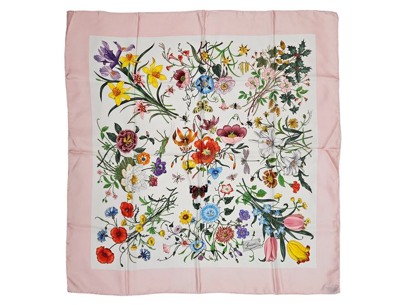 Gucci - Foulard in seta Flora by Vittorio Accornero
