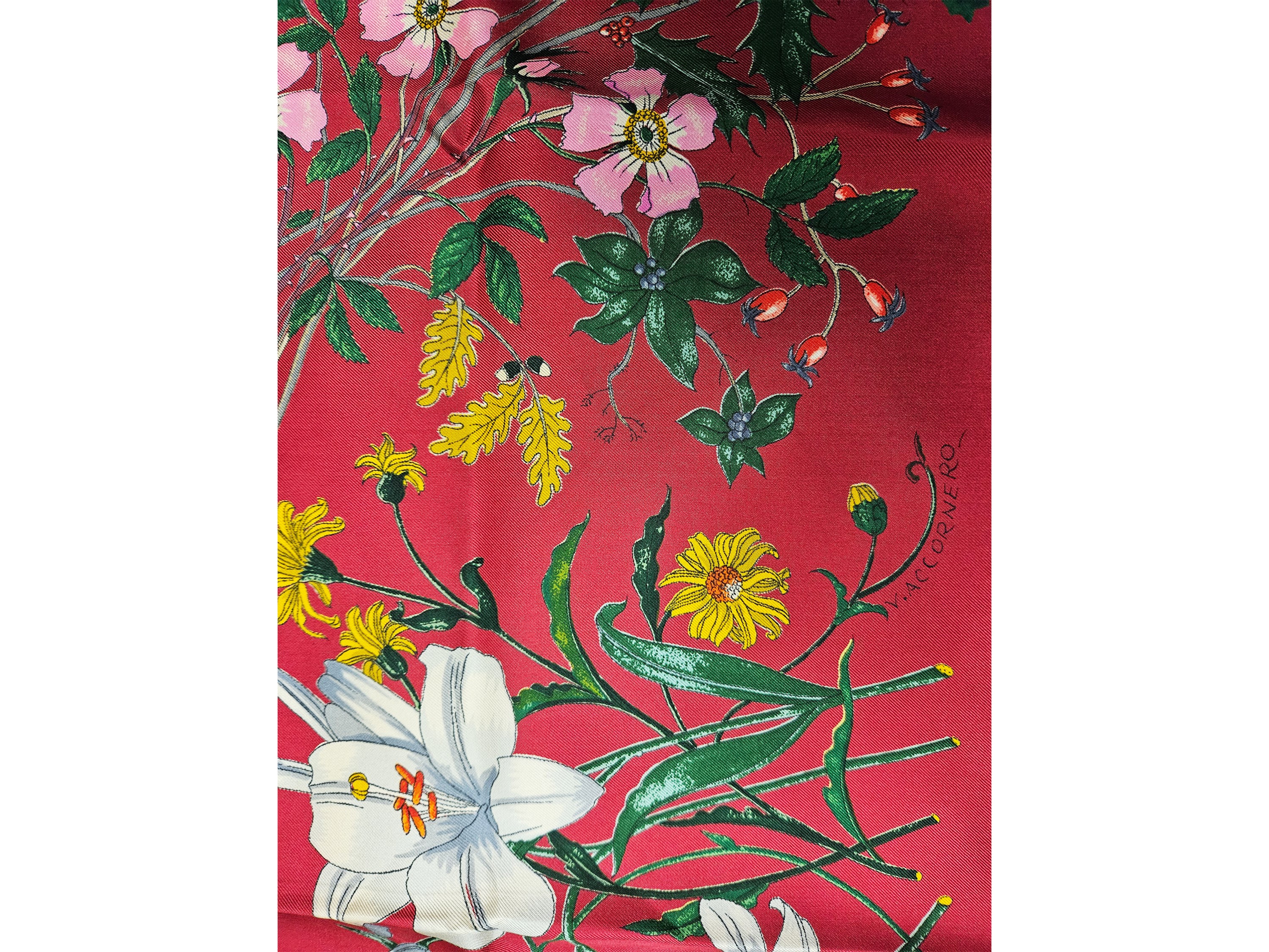 Gucci - Foulard in seta Flora by Vittorio Accornero