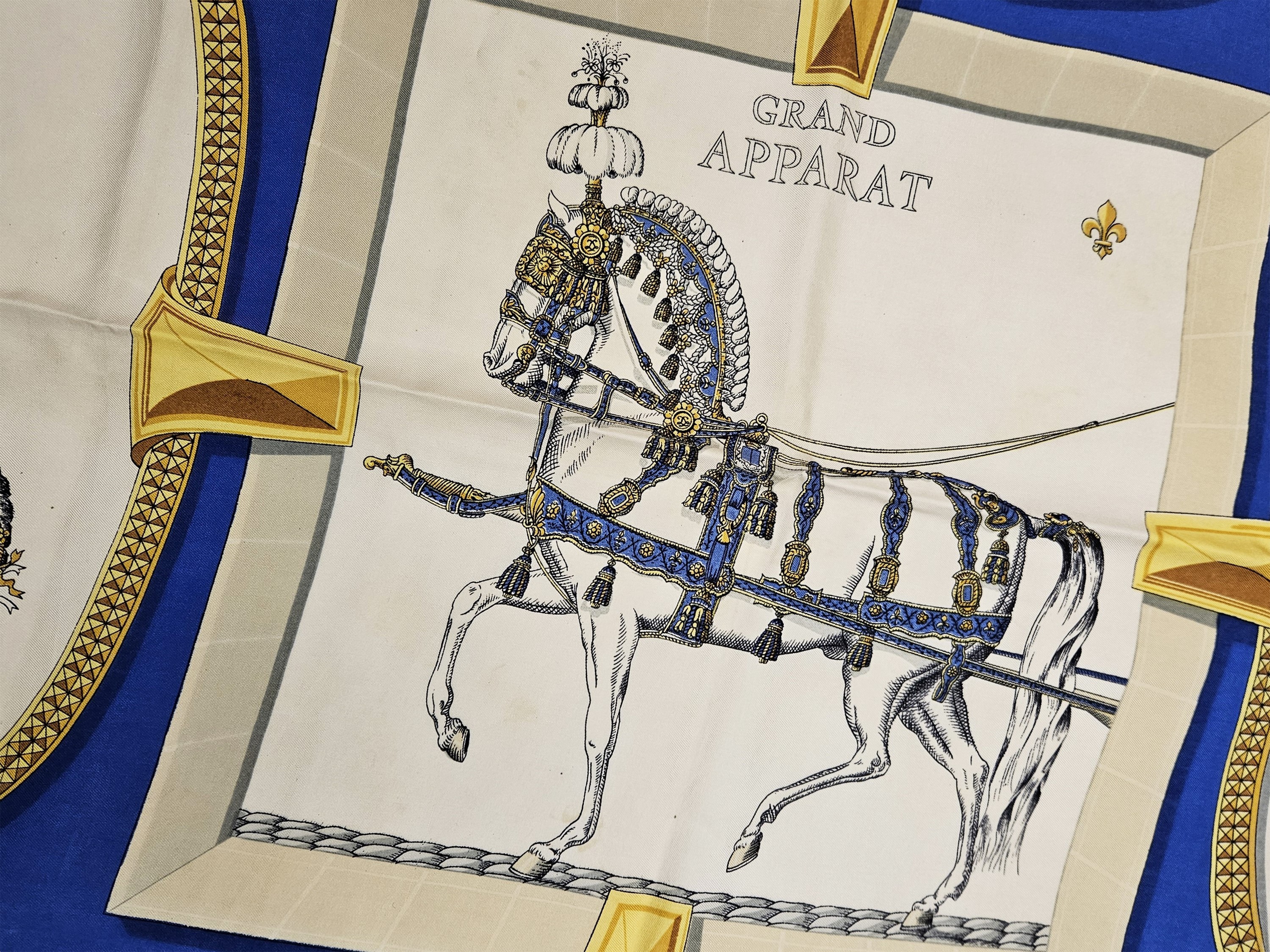 Hermès - Foulard in seta "Grand Apparat" by Hacques Eudel