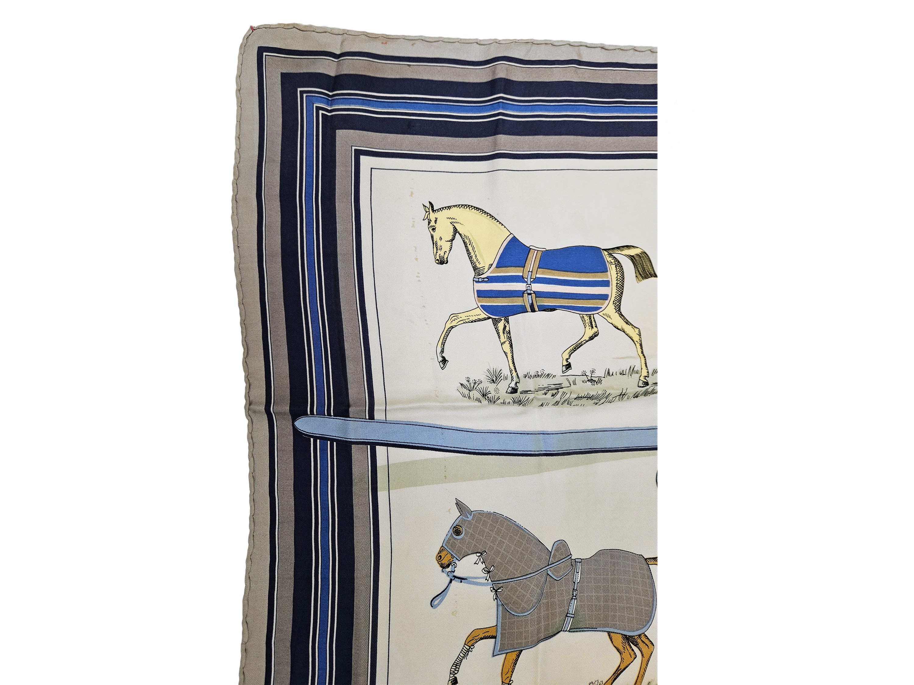 Hermès - Foulard in seta Couvertures et tenues de Jour pour l'écuirie, l'attente et la présentati...