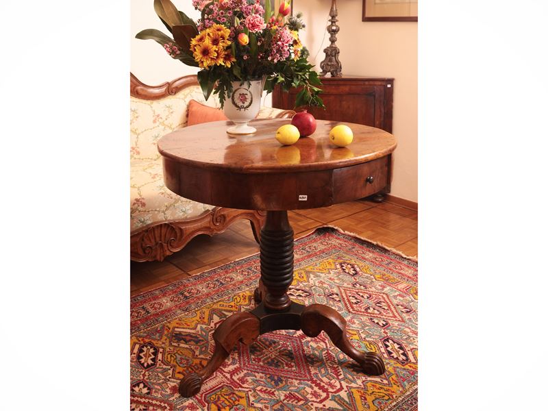 Tavolino Tondo in Ciliegio
