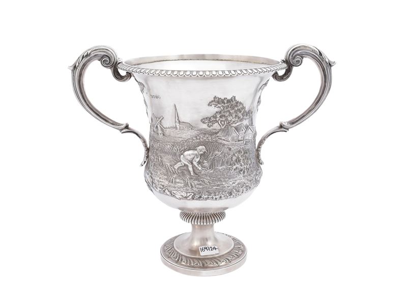 Grande coppa in argento
