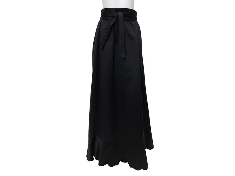 Gonna lunga da sera in raso nero con smerlo, Alta Moda Massetti, Firenze