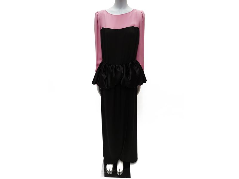 Abito sartoriale da sera lungo in seta nero e rosa