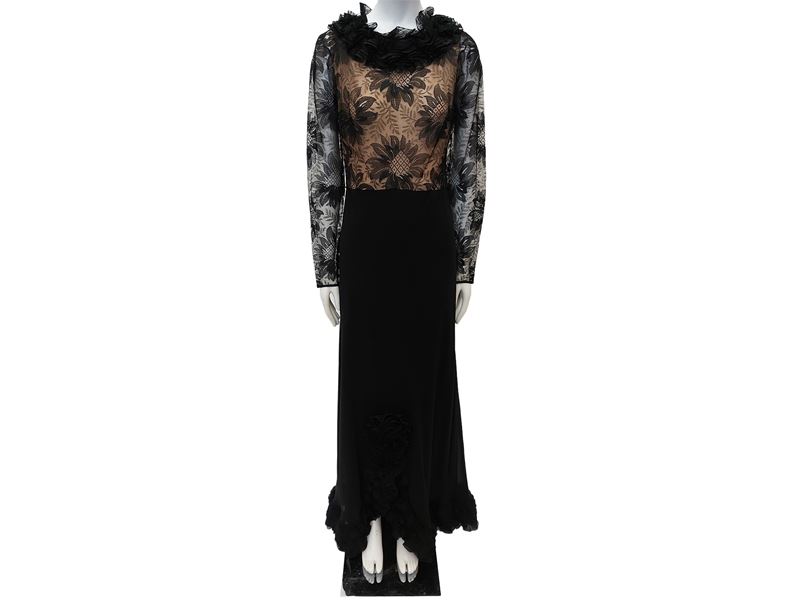 Abito sartoriale da sera in pizzo e seta nera
