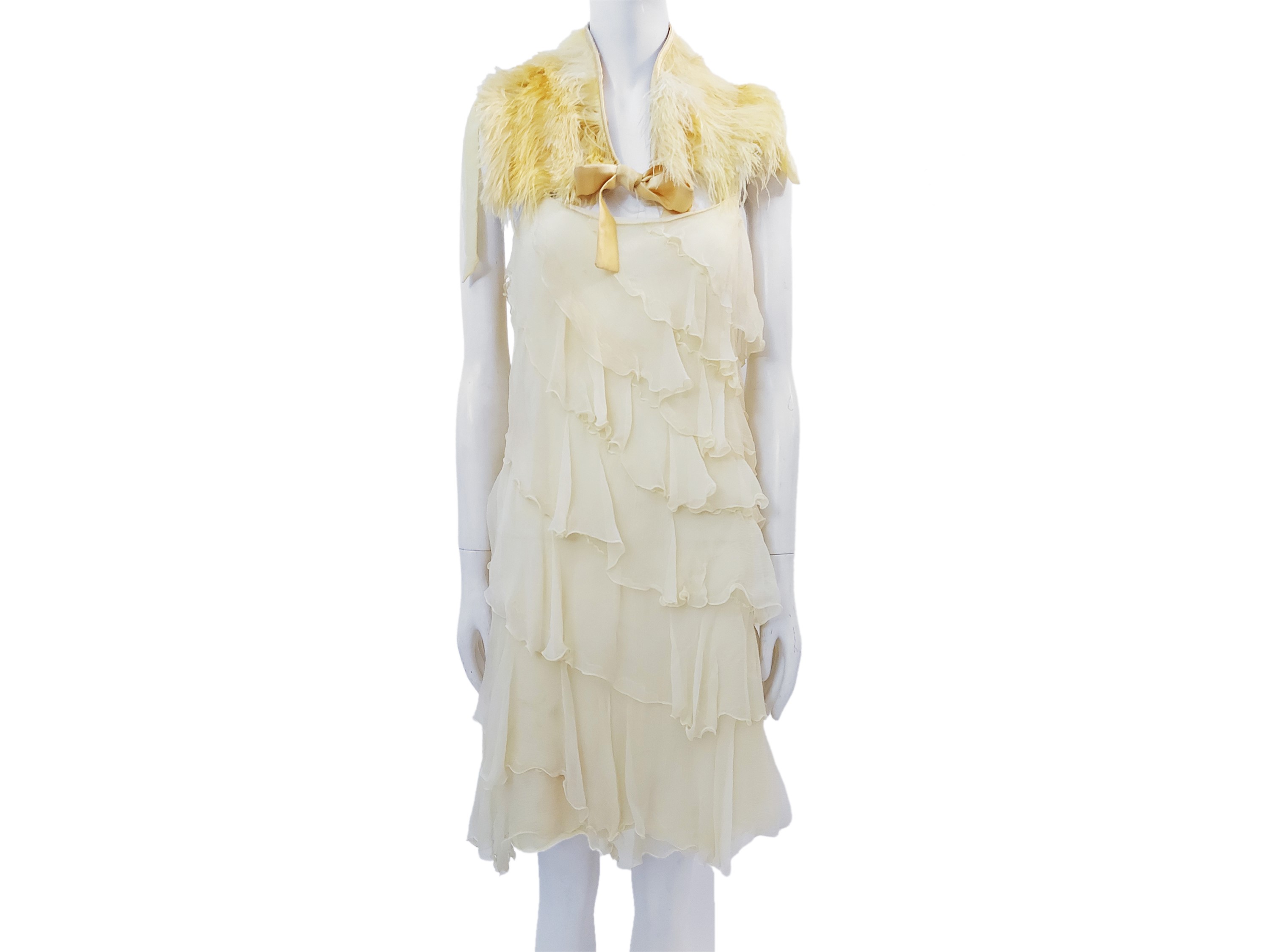 Blumarine - Abitino in crepe di seta giallo chiaro con stola in piume