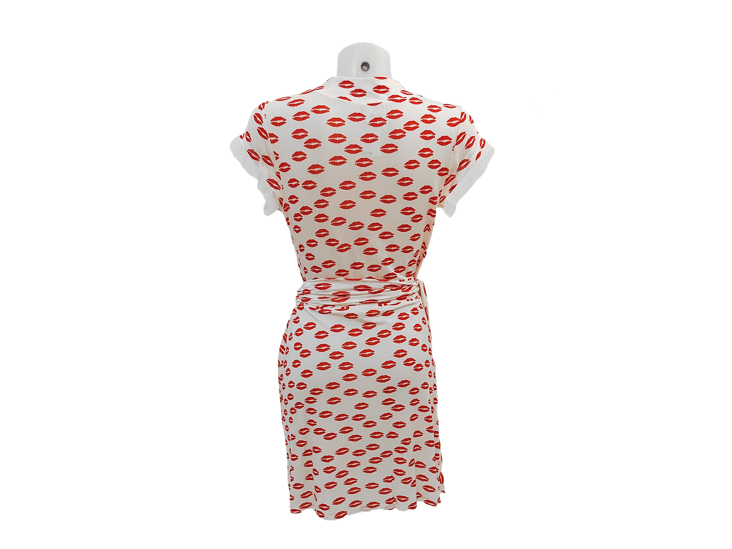 Blumarine - Abito fantasia di baci rossi su fondo bianco