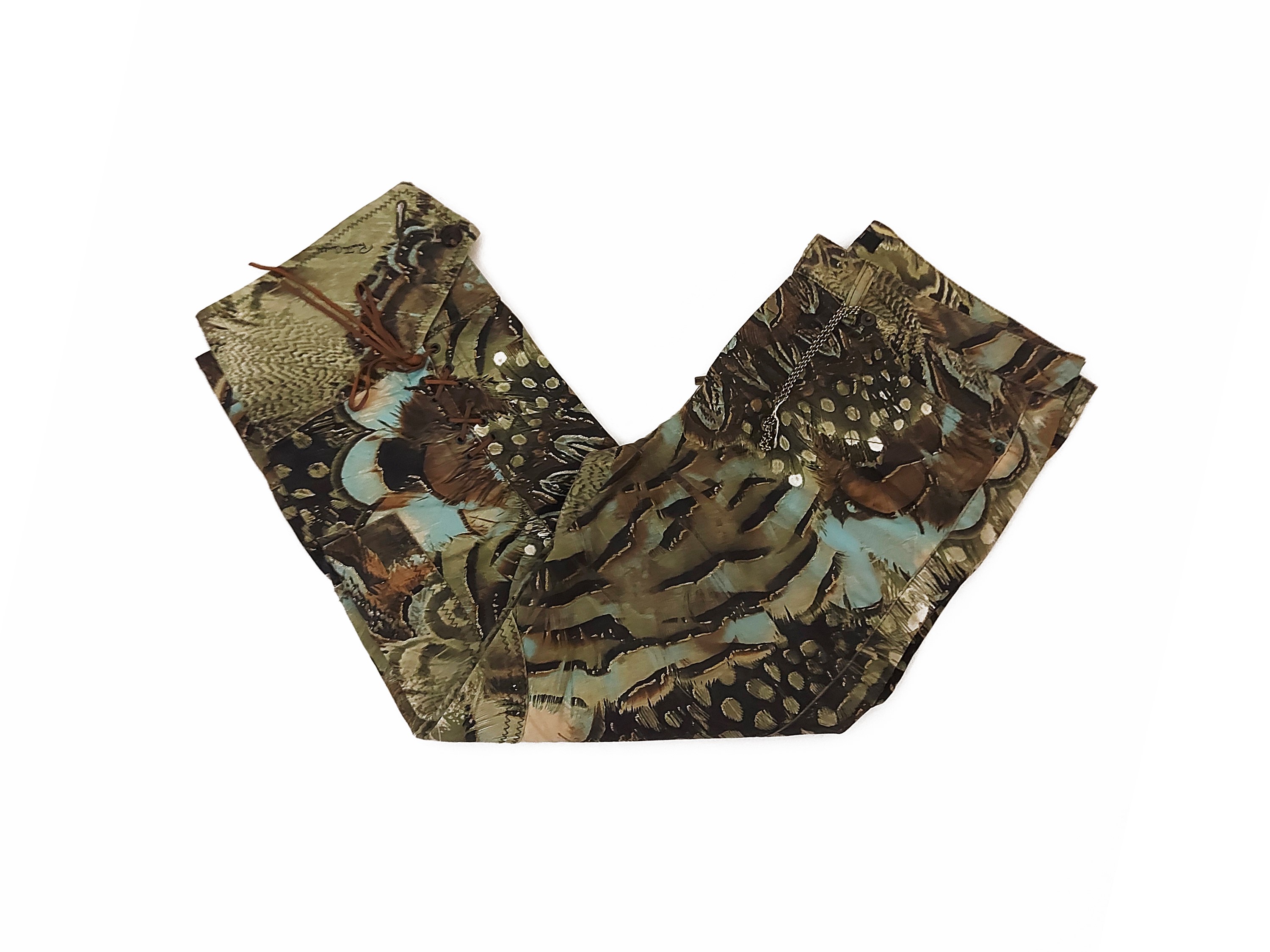 Roberto Cavalli - Completo Pantaloni e T-shirt in Cotone Animalier nei Toni del Verde Oliva