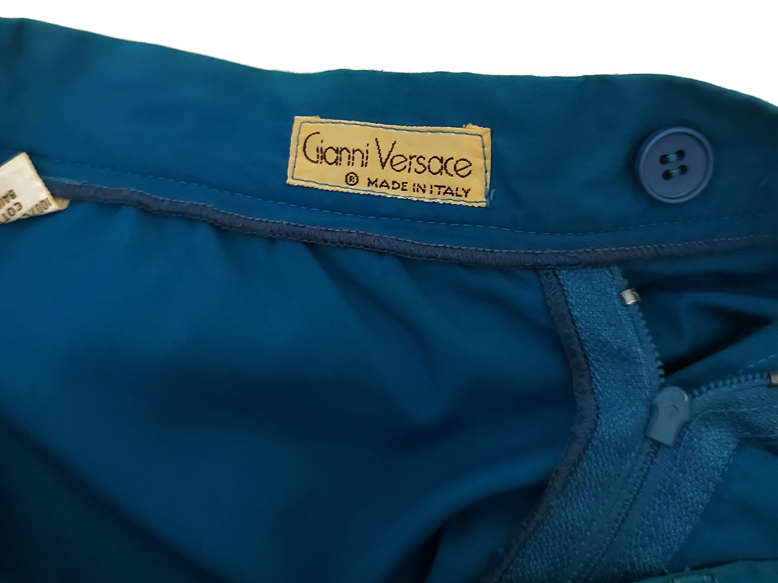 Gianni Versace - Completo gonna-pantalone in seta e blusa in chiffon ceruleo