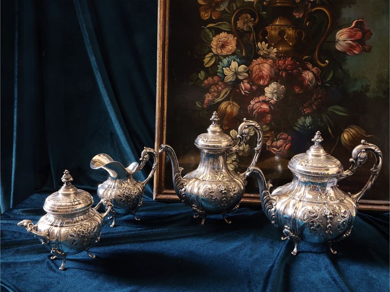 Servizio da tè e caffè in argento