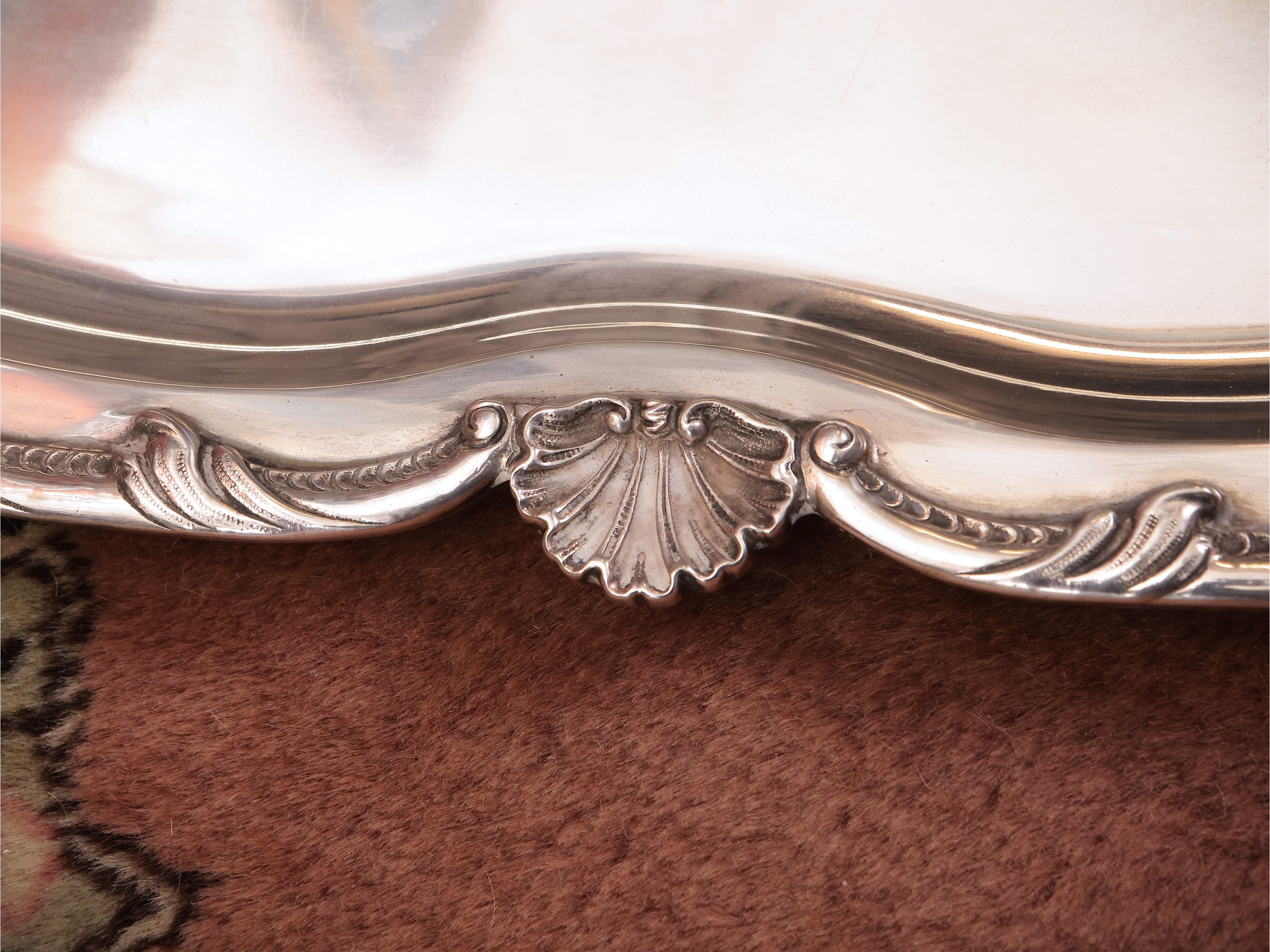 Grande vassoio a guantiera in argento, Zacchetti Alessandria