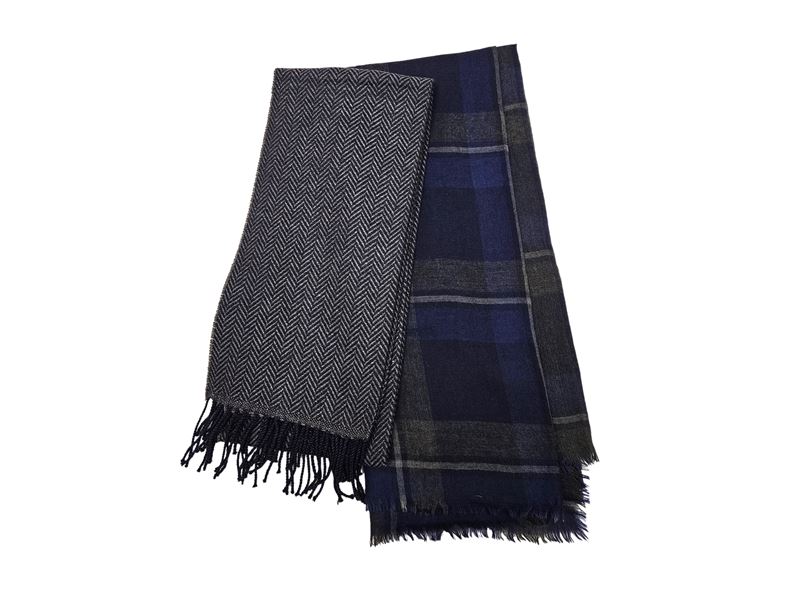 Salvatore Ferragamo - Due Sciarpe in Seta e Cashmere