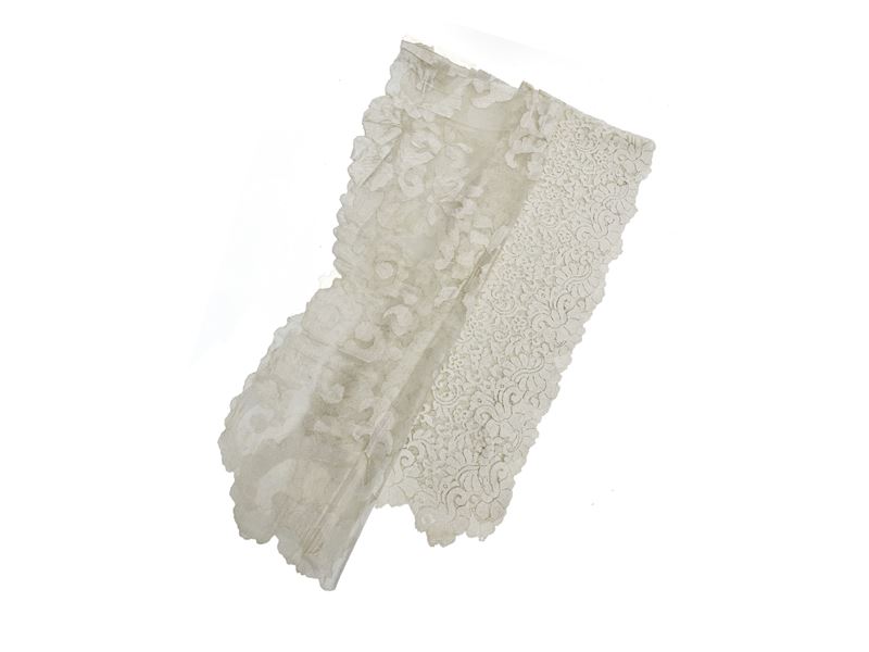 Due Veli in Tulle Bianco