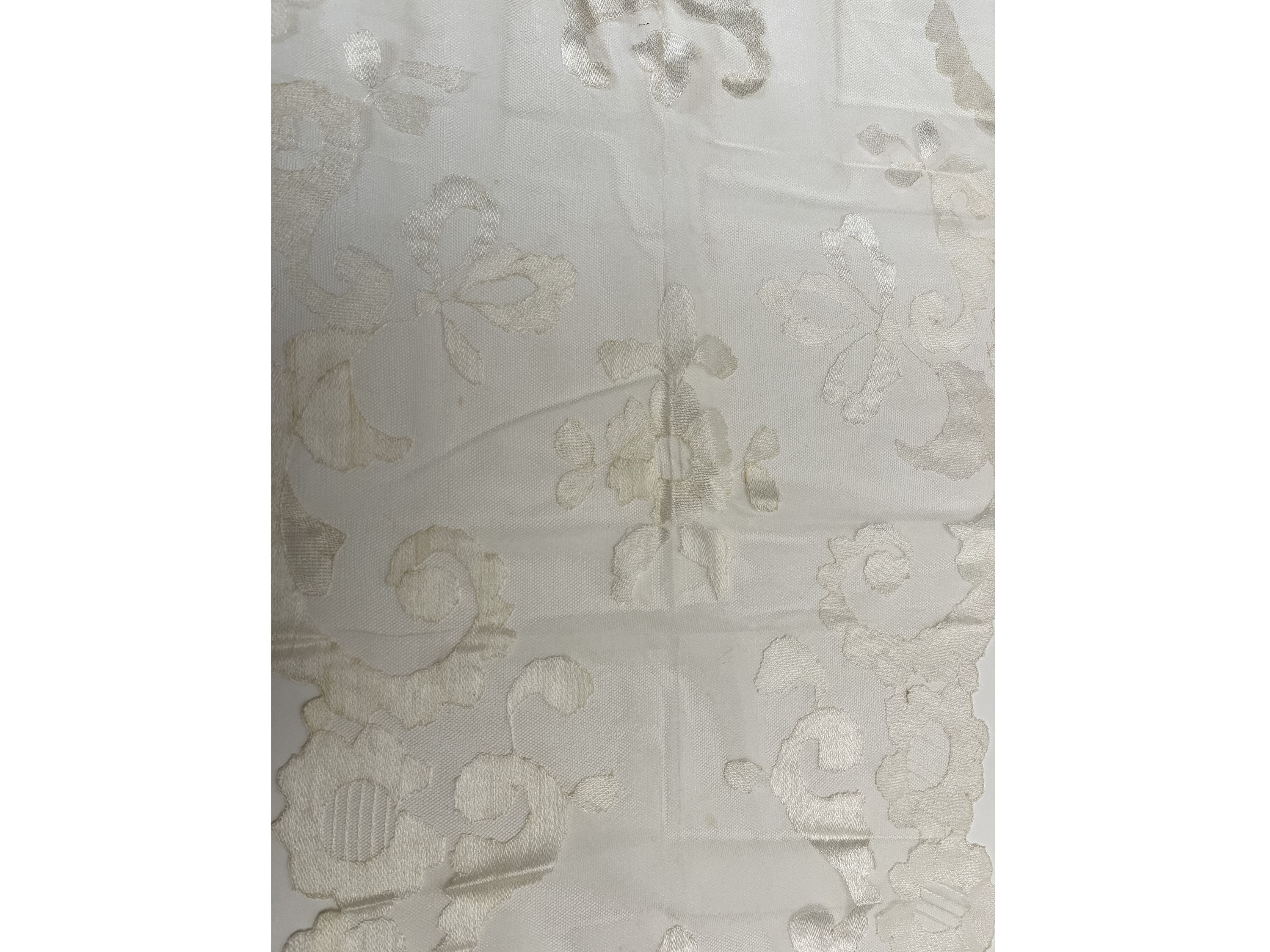 Due Veli in Tulle Bianco
