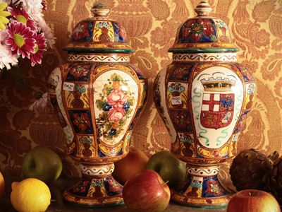 Coppia di Vasi a Potiche in Ceramica Deruta