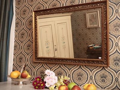 Specchiera con Cornice in Legno e Pastiglia Dorata