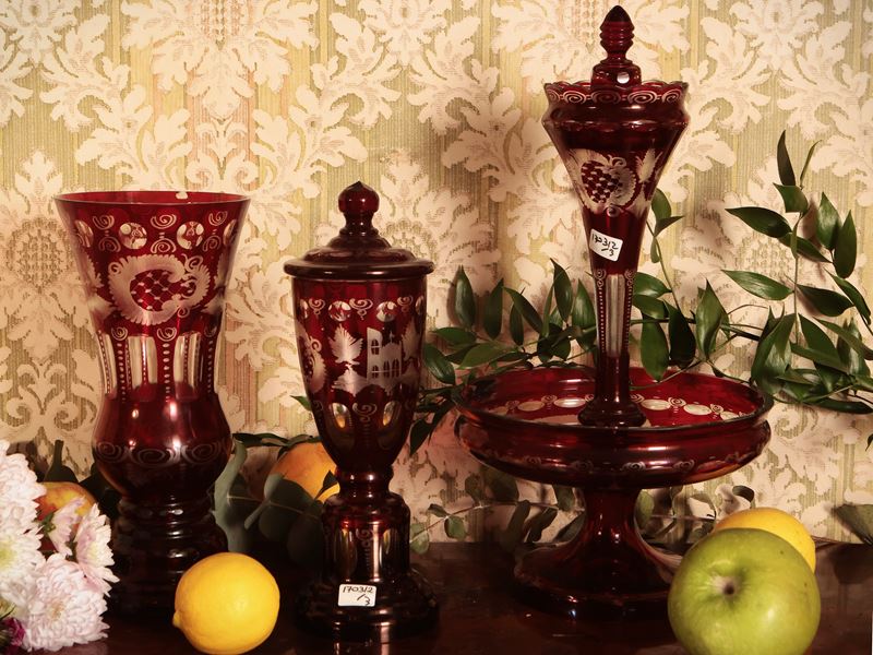 Tre Accessori in Cristallo di Boemia Rosso Rubino