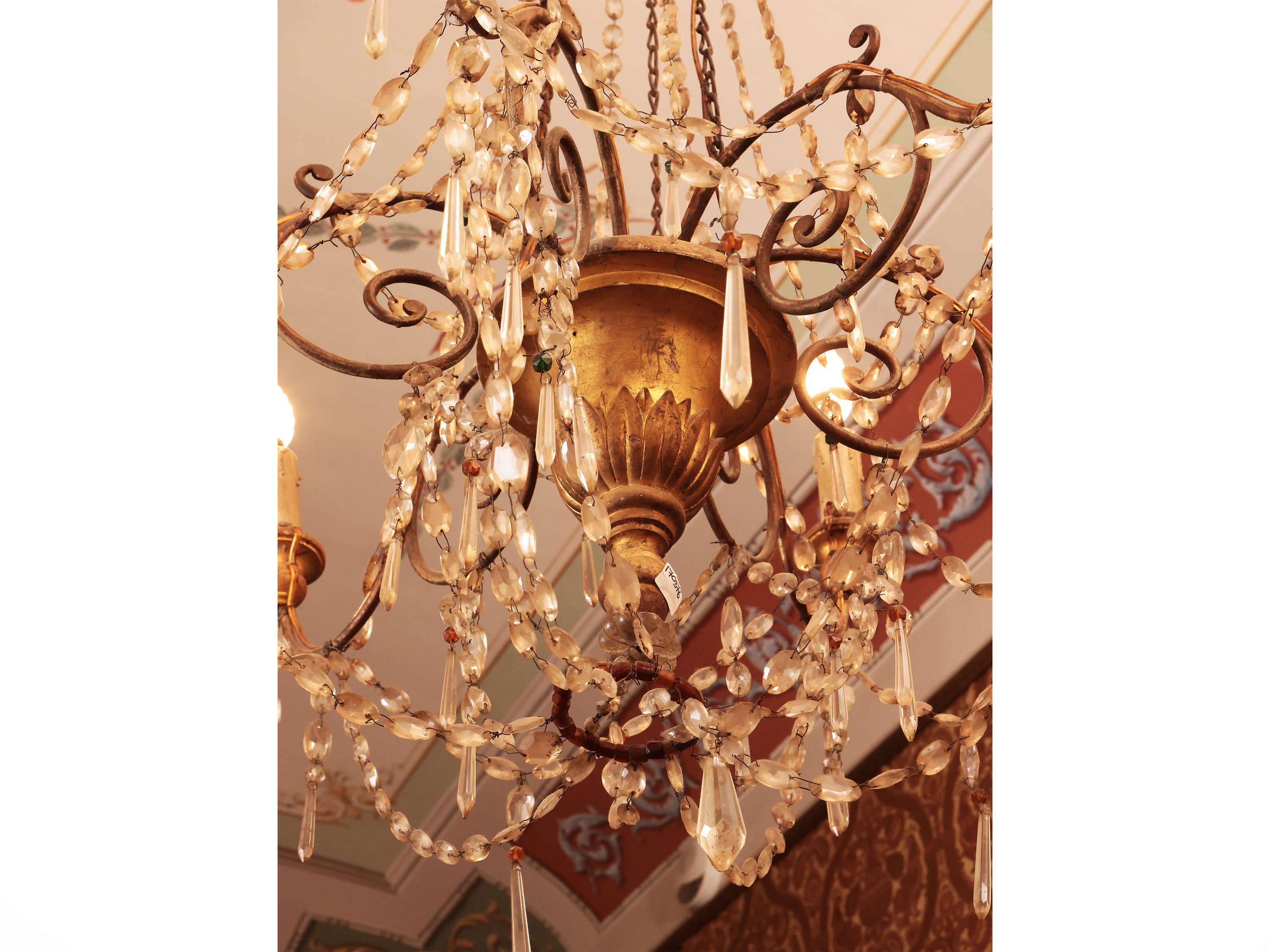 Lampadario in Metallo Dorato e Cristallo