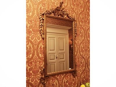 Specchiera con Cornice in Legno Intagliato e Dorato