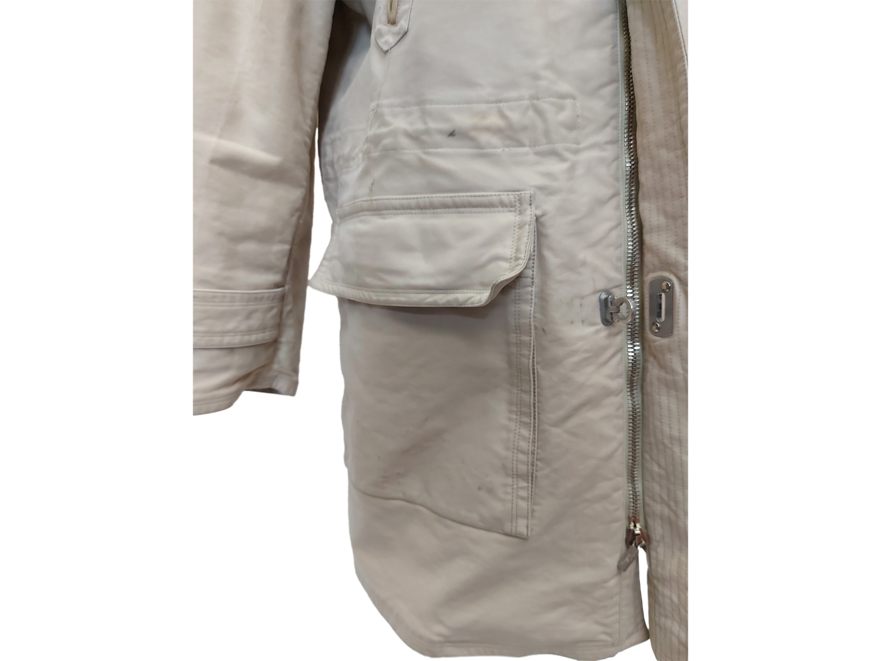 Salvatore Ferragamo - Parka Beige con Interno in Pelliccia di Lupo Rimovibile
