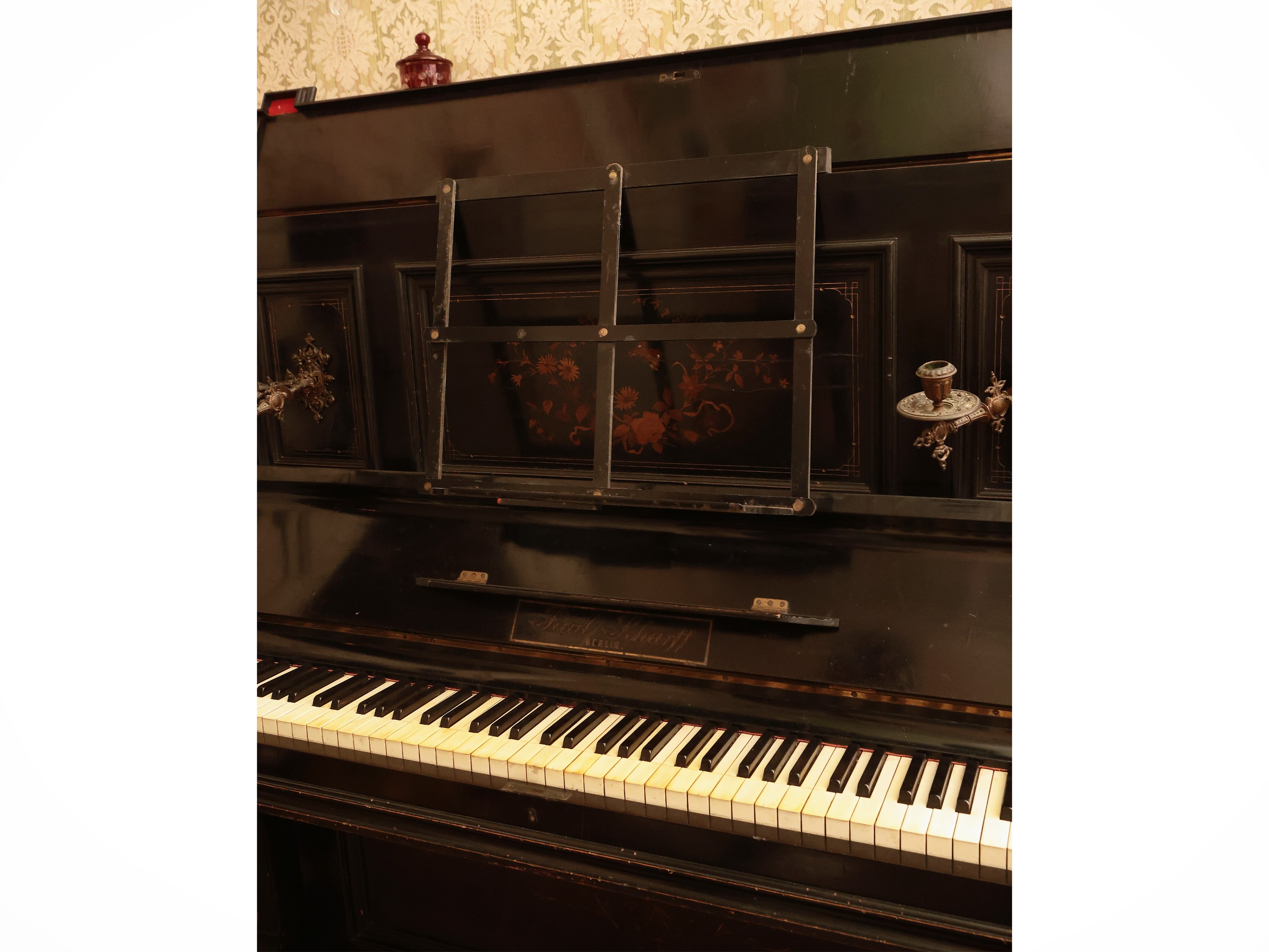 Pianoforte Verticale in Legno Ebanizzato, Paul Scharff Berlin