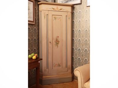 Angoliera in Legno Laccato