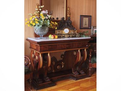 Grande Console Impiallacciata in Piuma di Noce