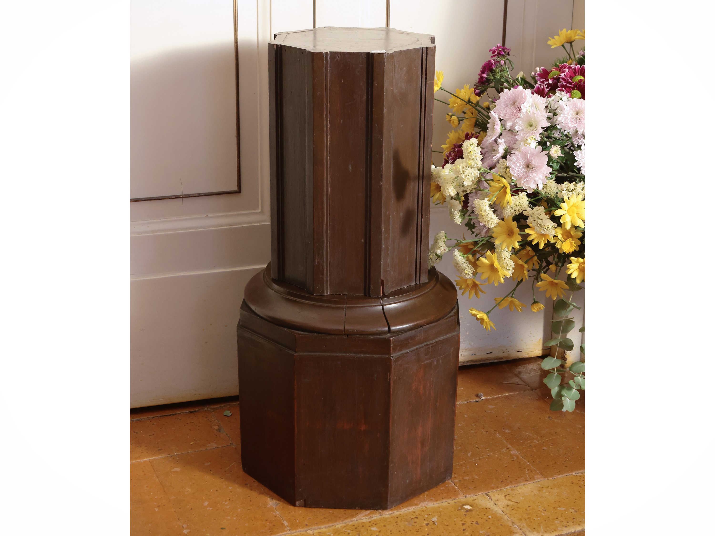 Coppia di Basi per Sculture in Legno Tenero