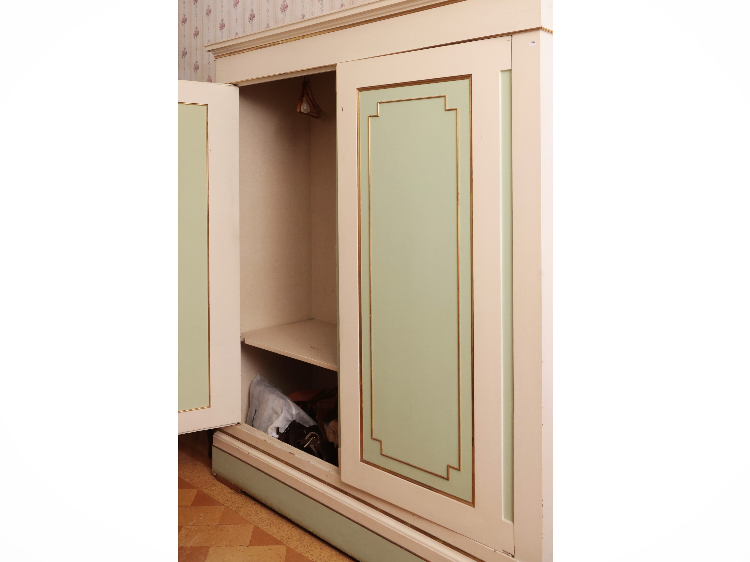 Armadio in Legno Tenero Tinto Bianco e Verde Acqua
