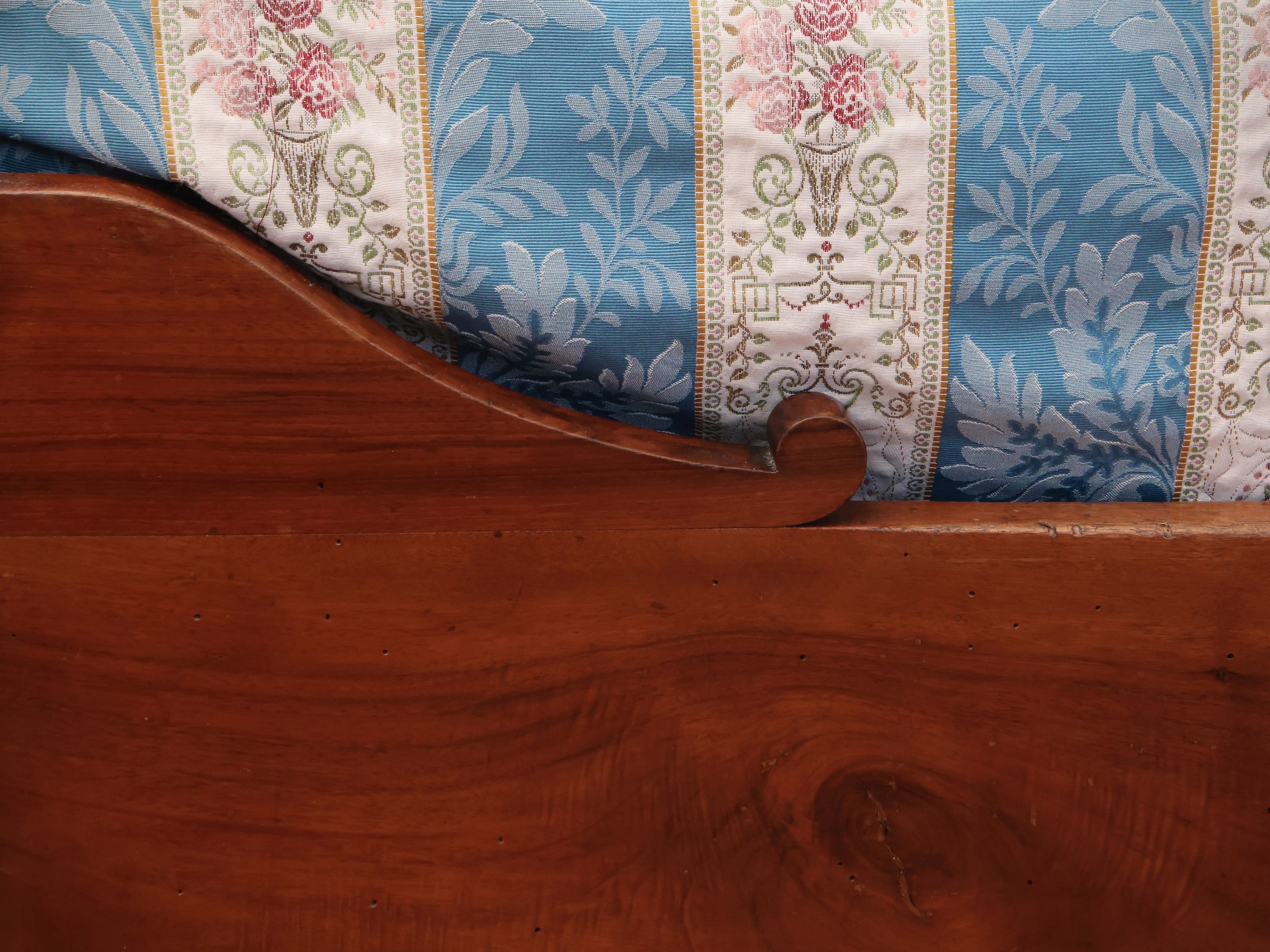 Letto Singolo in Noce