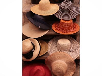 Assortimento di Cappelli in Paglia Vintage