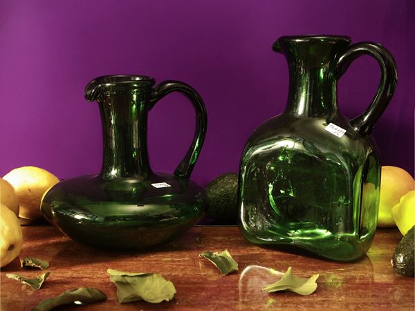 Due brocche in vetro verde di Empoli