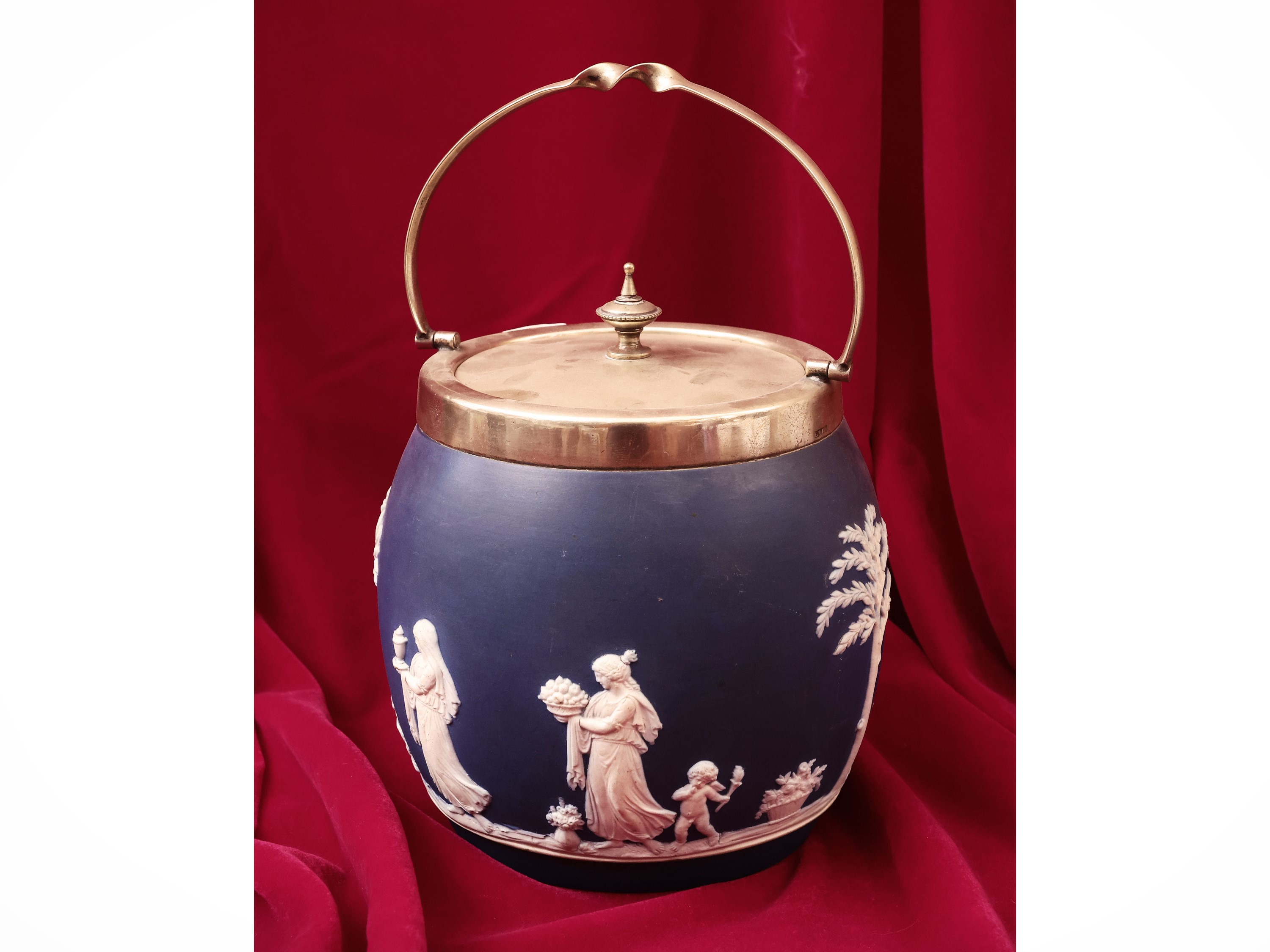 Due Portabiscotti in Biscuit, Wedgwood