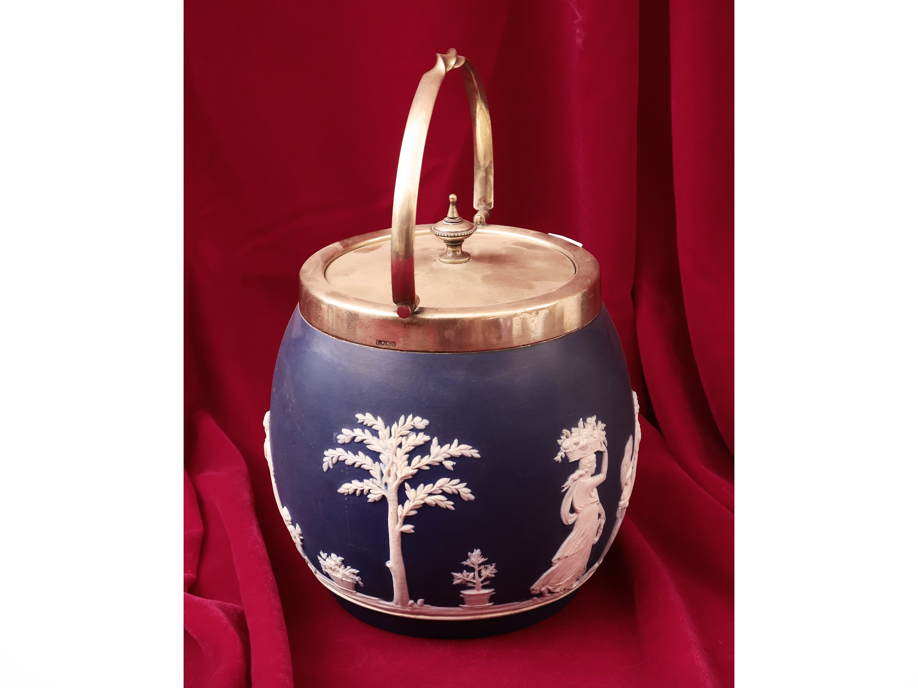 Due Portabiscotti in Biscuit, Wedgwood