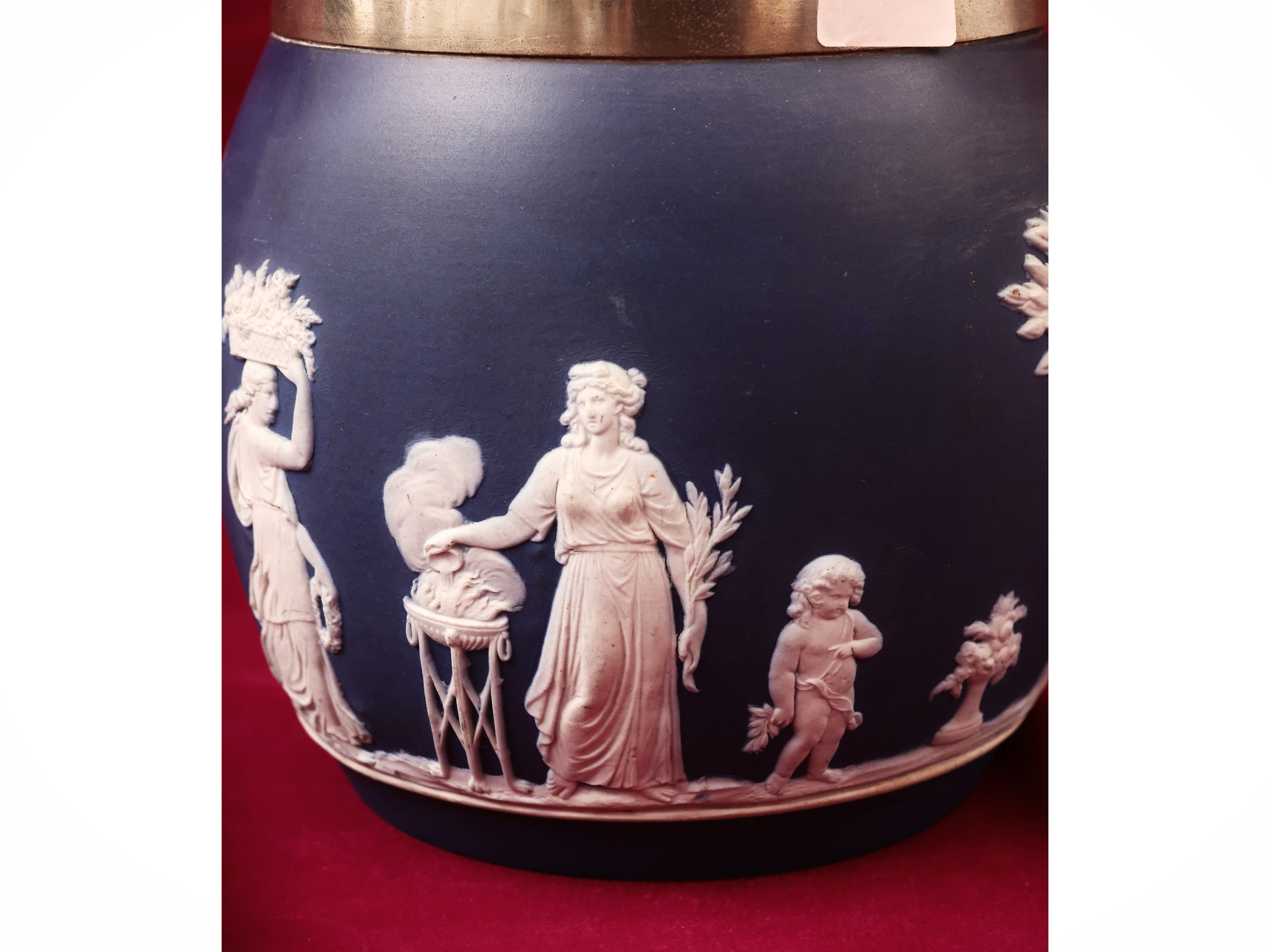 Due Portabiscotti in Biscuit, Wedgwood