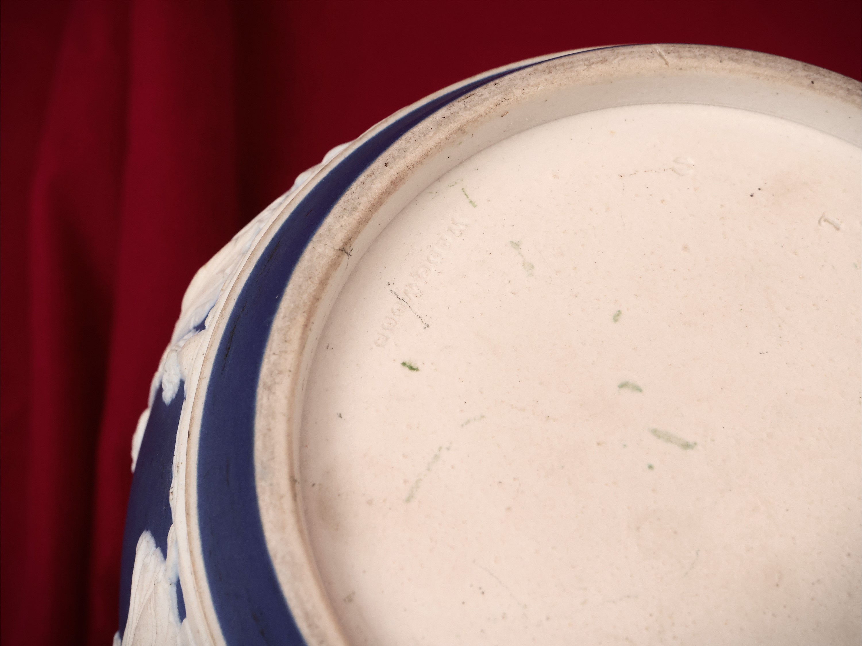 Due Portabiscotti in Biscuit, Wedgwood
