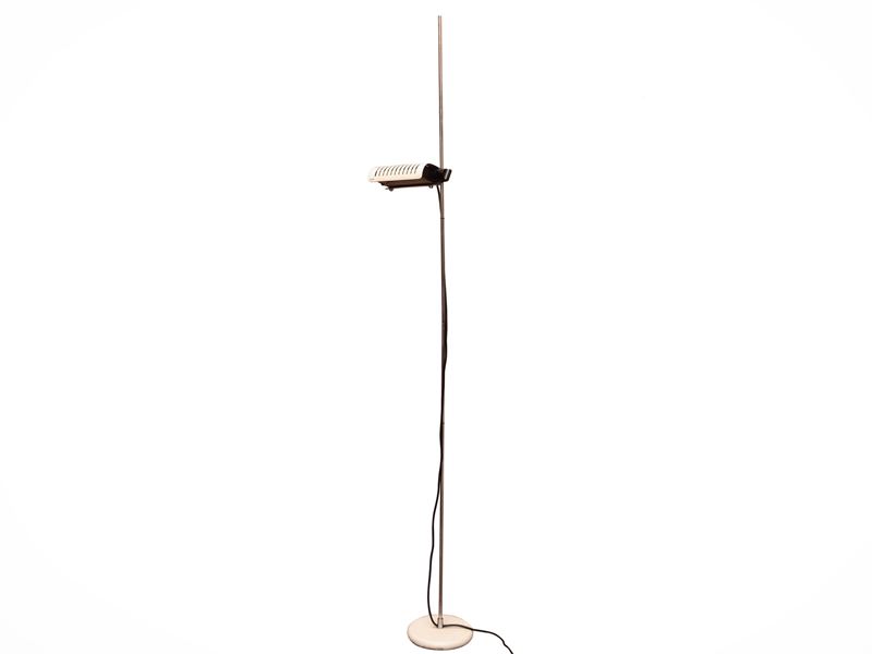 Lampada da terra modello 626, Joe Colombo per O-Luce