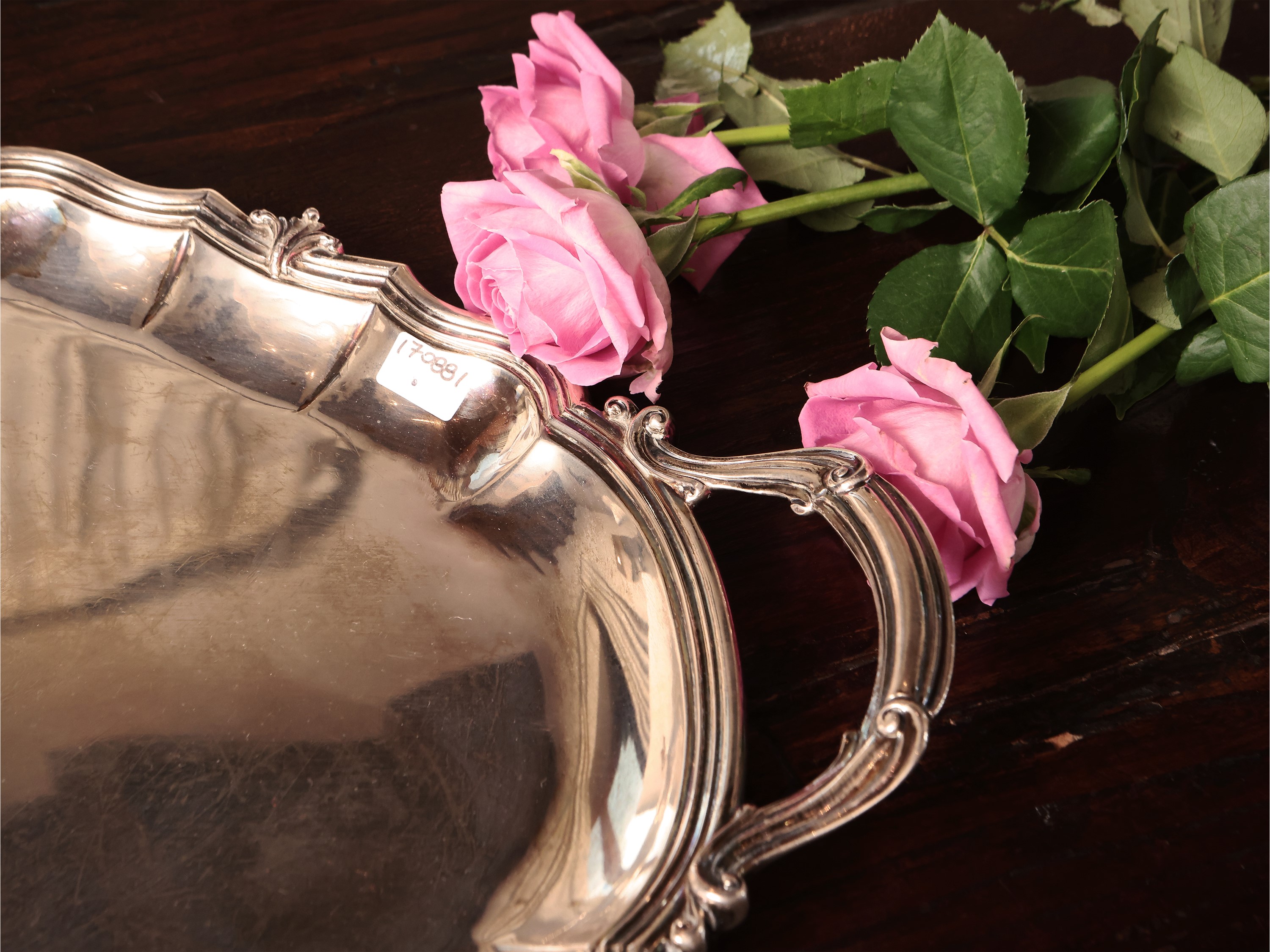 Vassoio a guantiera in argento, Vallé e Gandini