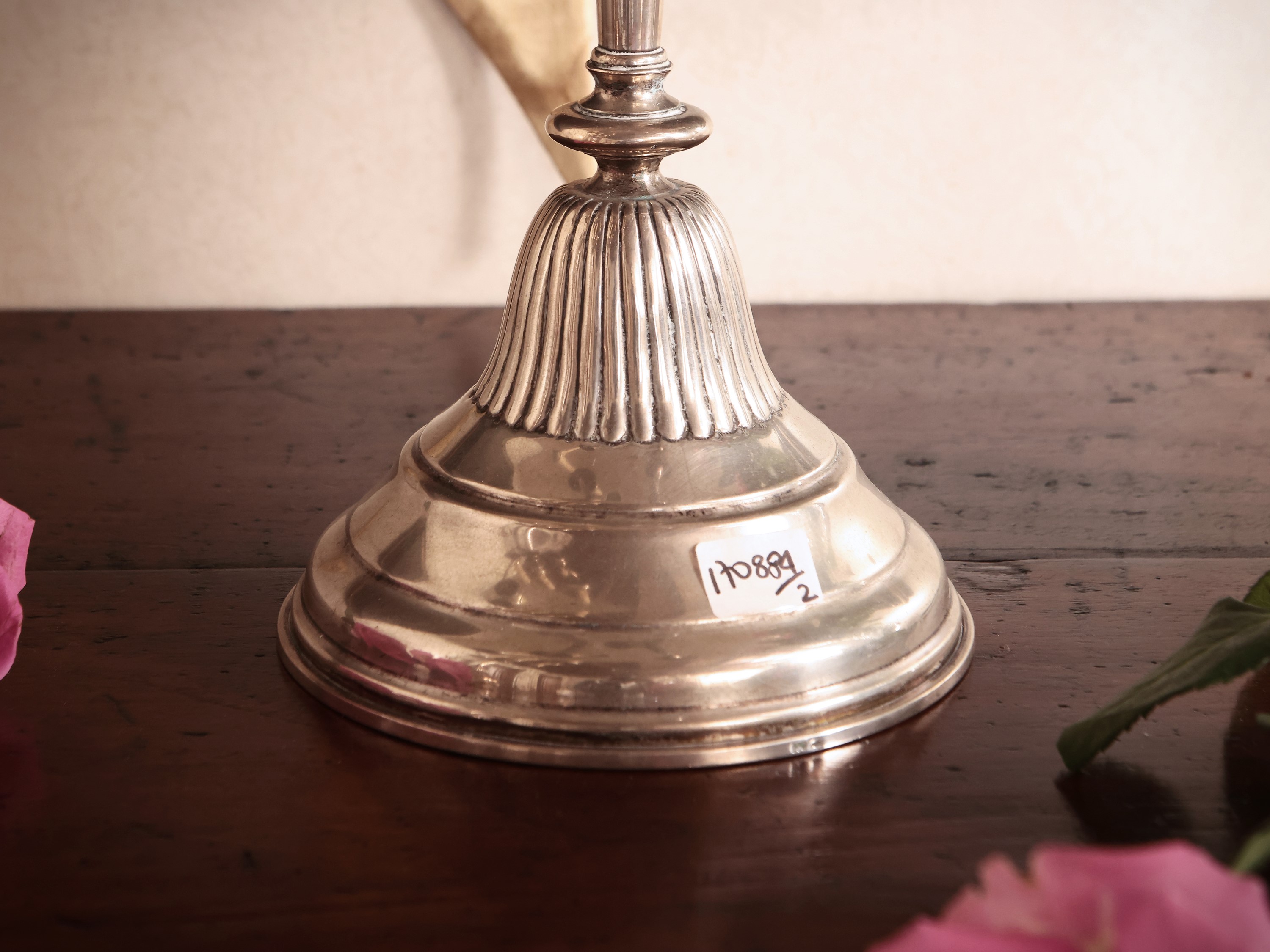 Coppia di candelabri in argento