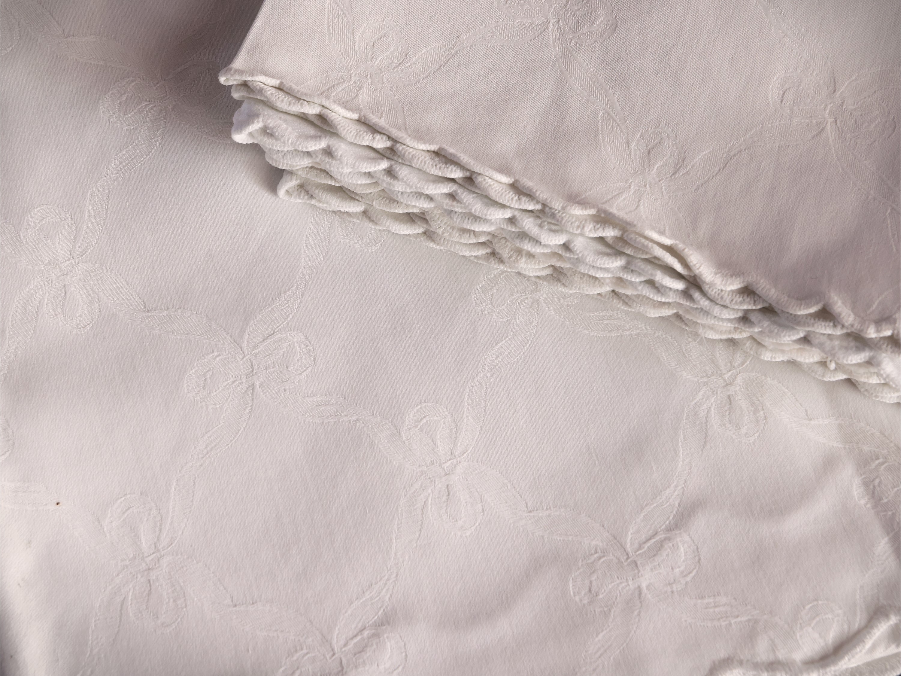 Tovaglia in Cotone Damascato Bianco