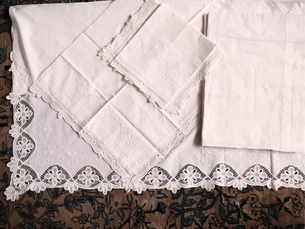 Set di lenzuola matrimoniali in cotone bianco