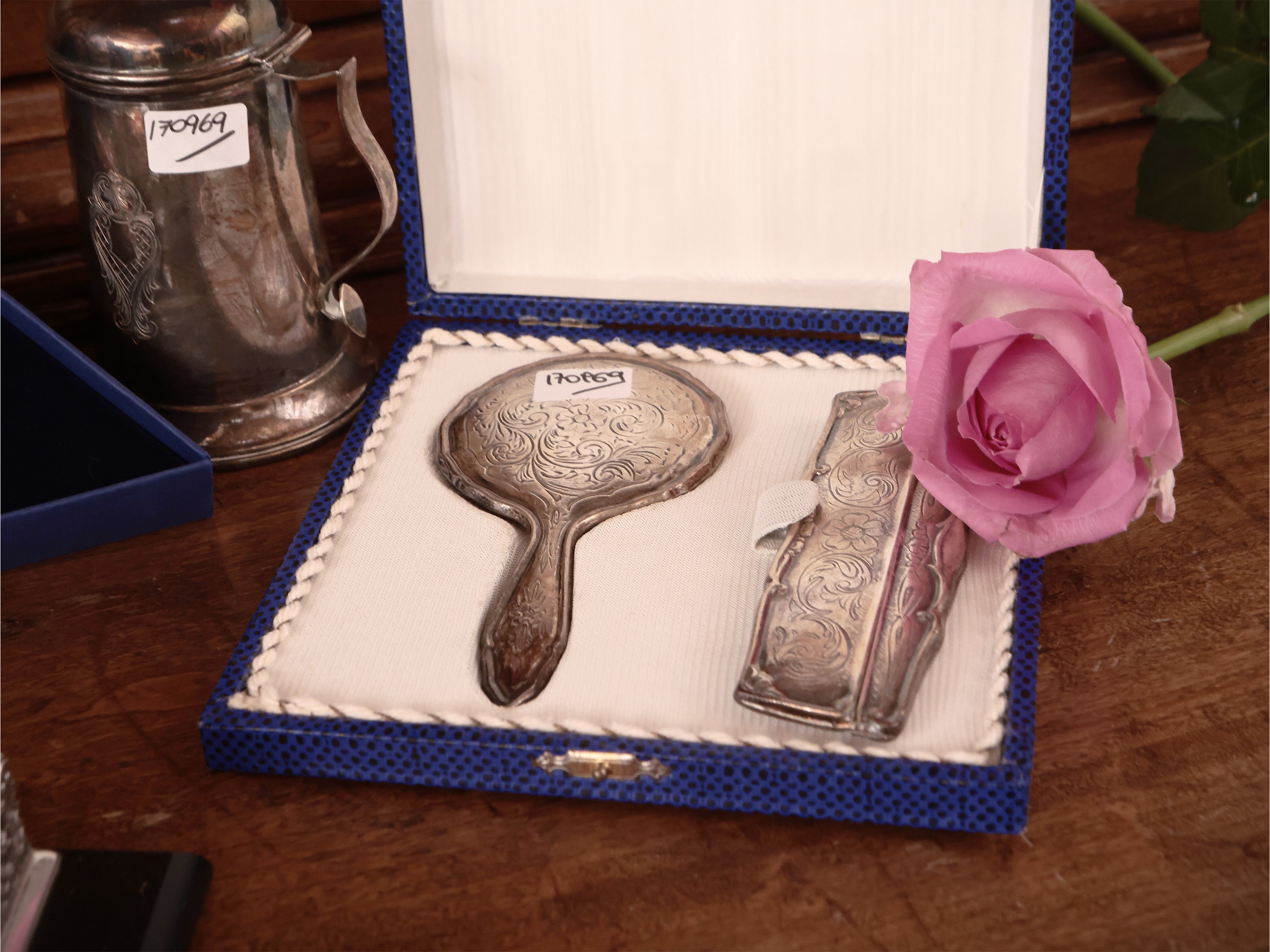 Miscellanea di Accessori da Scrivania e da Toilette Anche in Argento