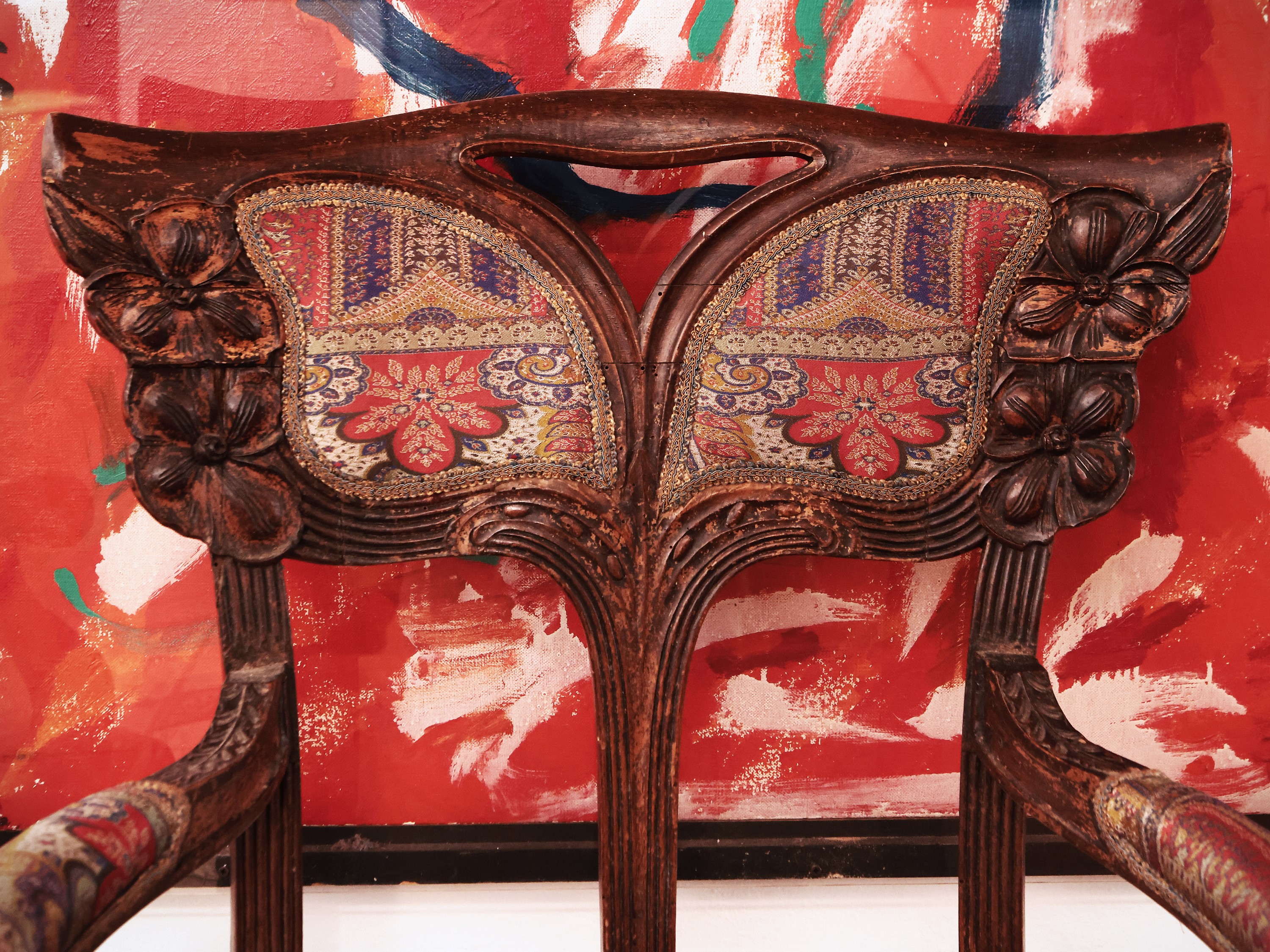 Coppia di poltrone di gusto Art Nouveau