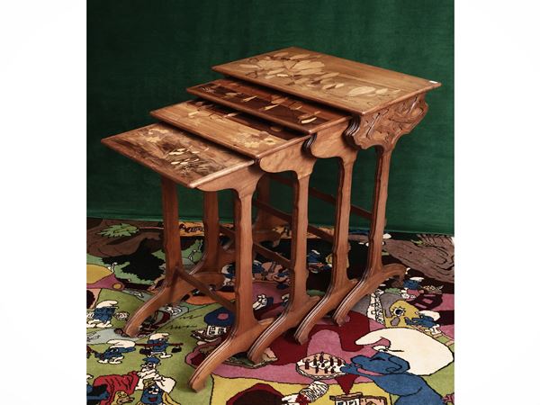 Four nest tables