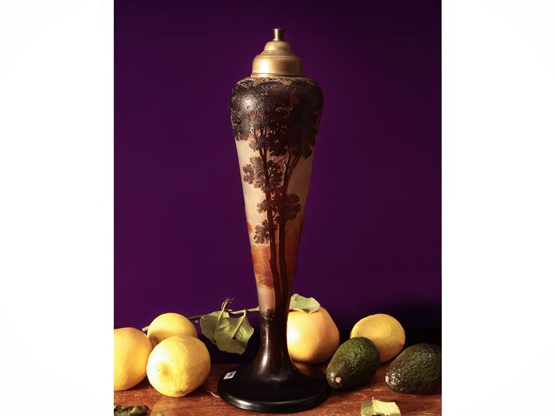 Lampada 'Veilleuse' in vetro doppio a cammeo