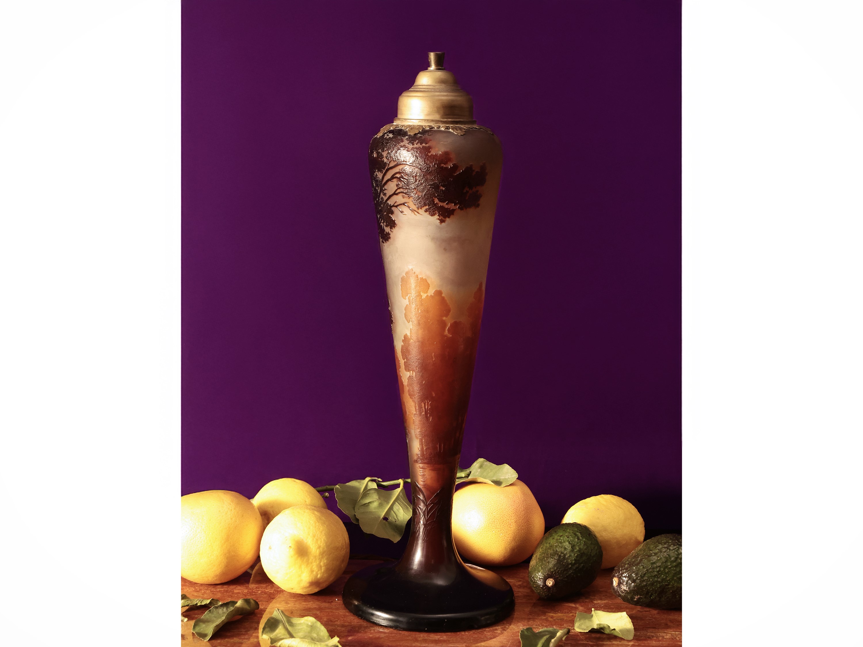 Lampada 'Veilleuse' in vetro doppio a cammeo