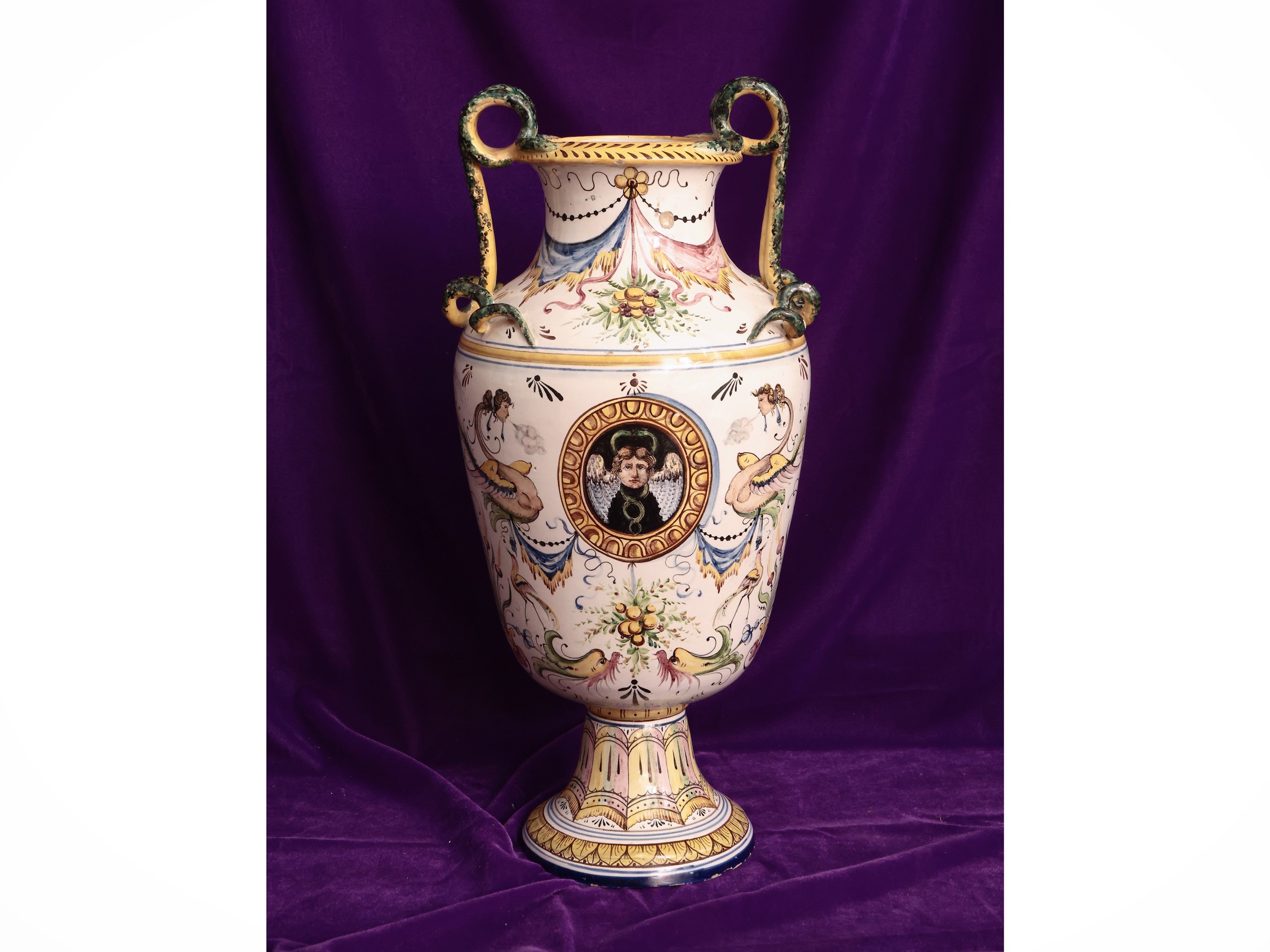 Vaso Ad Anfora in Maiolica
