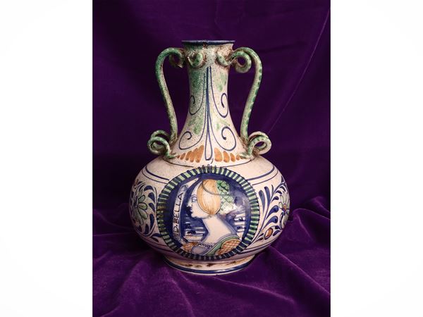 Piccolo vaso ad anfora in ceramica smaltata, Cantagalli